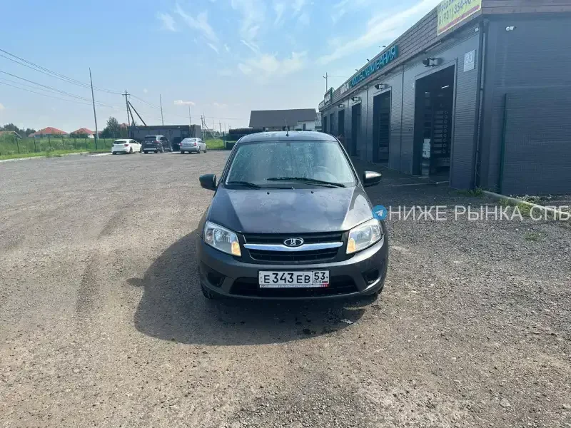 Lada granta  2015 года