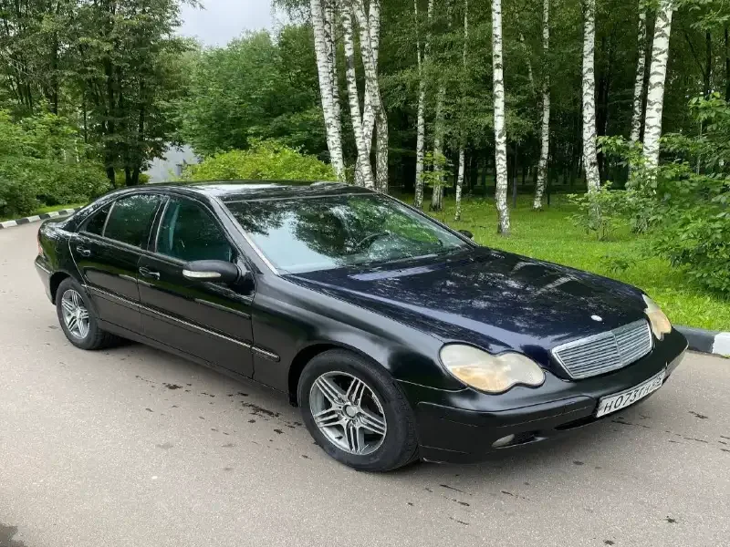 Mersedes-Benz W203